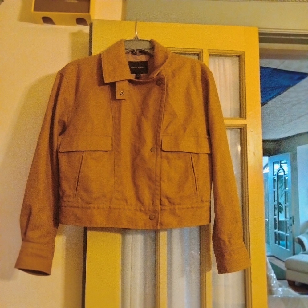 Women's Tan Jacket
